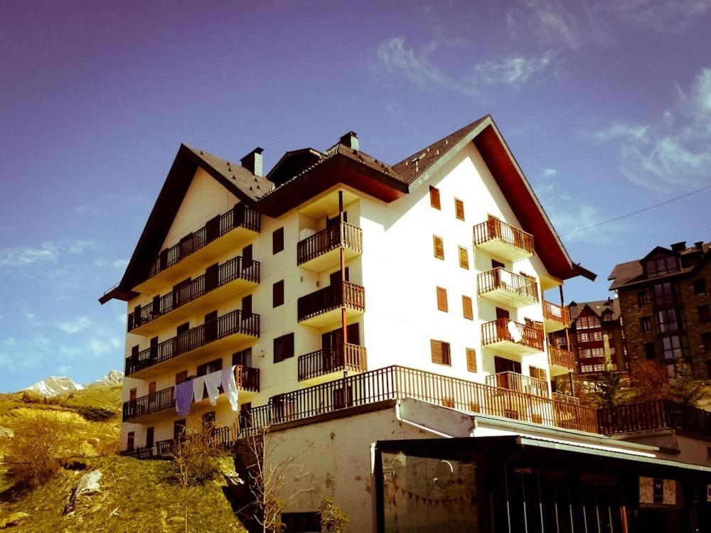 Apartamentos Formigal Eksteriør bilde